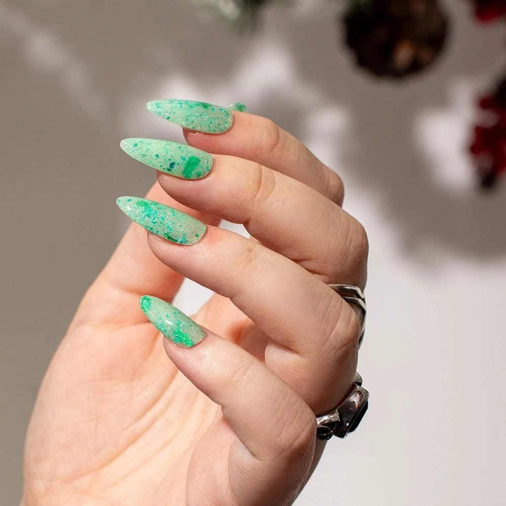 D1007 Fame Green Metallic Flake Dip Powder 4 D1007 Fame Green Metallic Flake Dip Powder - Image 2