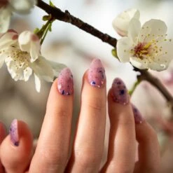 D1079 Happy Hydrangea Pink Flake Dip Powder -Revel Nail Store dip powder d1079 happy hydrangea pink flake dip powder 36507727921350