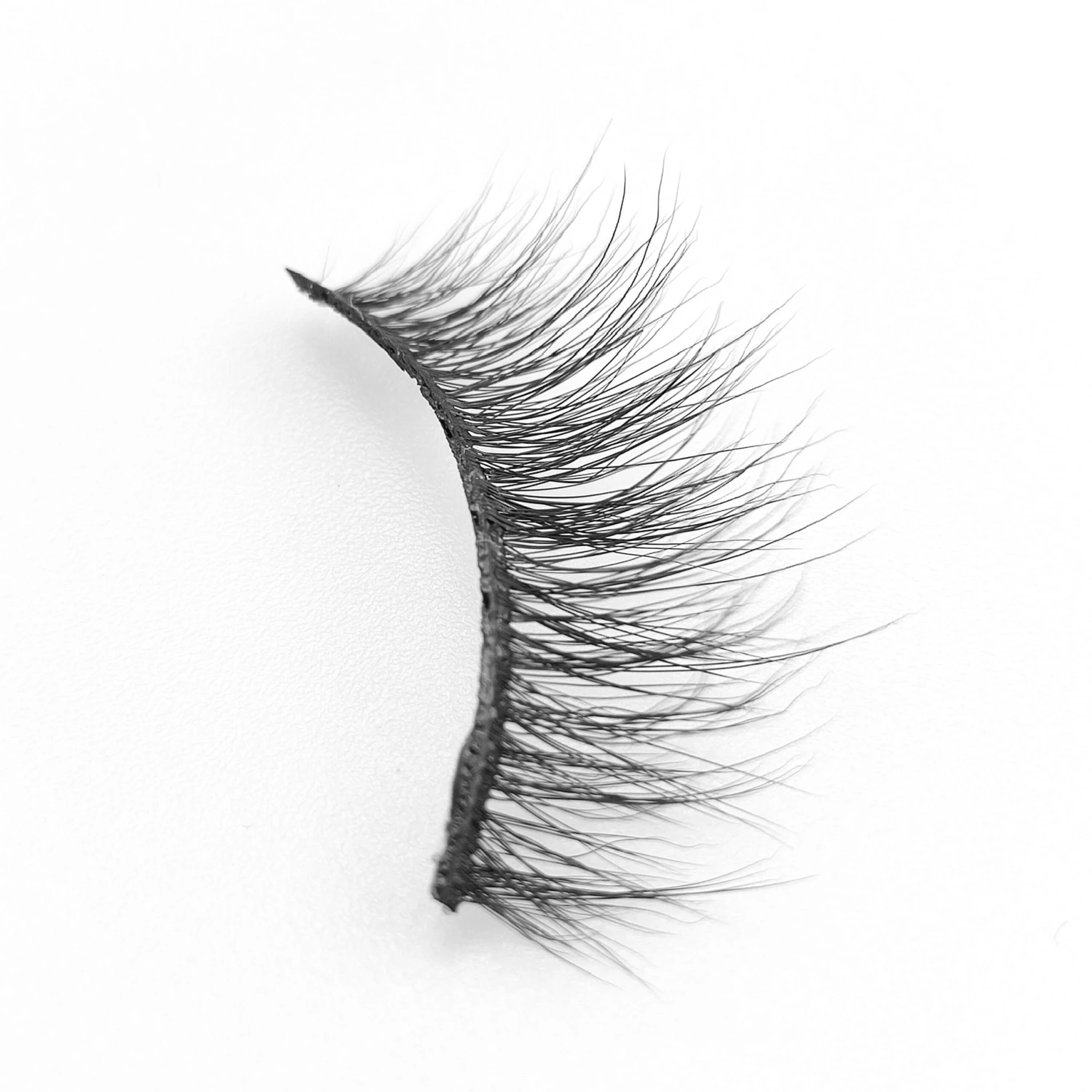 Hardcore Hustler | Classic False Lashes 6 Hardcore Hustler | Classic False Lashes - Image 4