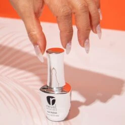 G1024 Whitewater Glow Gel Polish